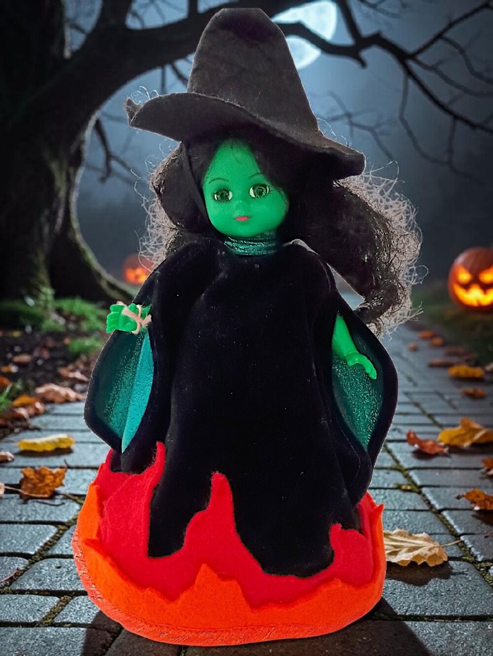 Madame Alexander Doll 1994 Wicked Witch Of The West Wizard of Oz Velvet Flames